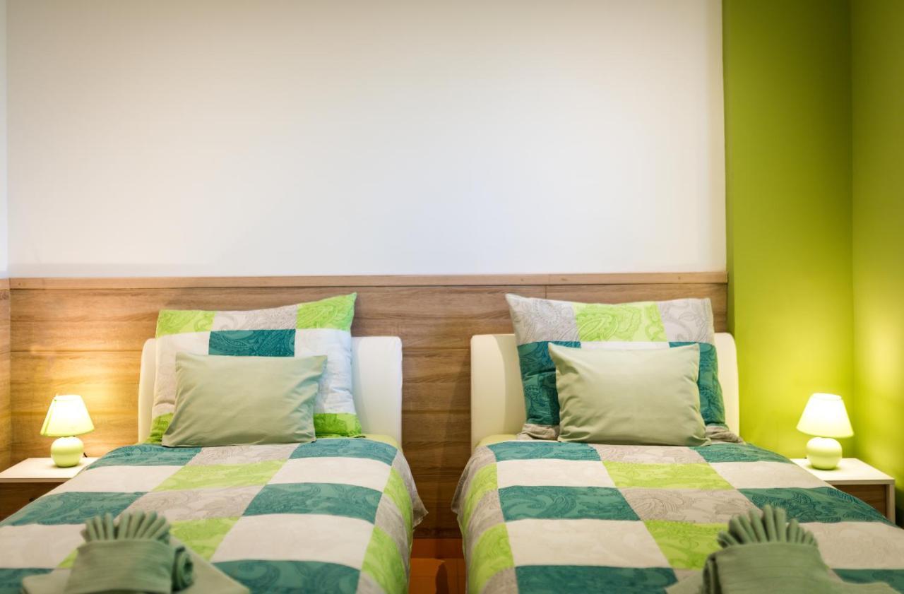 Guest House Slatki Snovi Knin Esterno foto