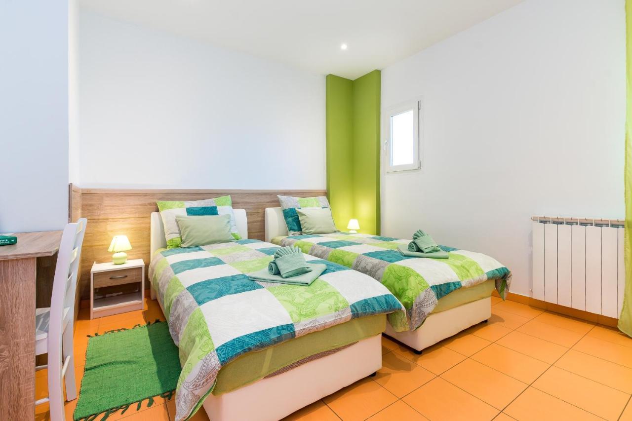Guest House Slatki Snovi Knin Esterno foto