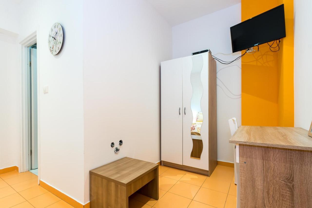 Guest House Slatki Snovi Knin Esterno foto