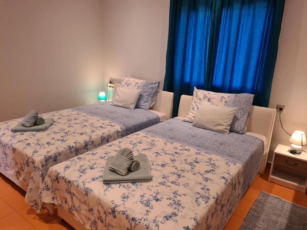 Guest House Slatki Snovi Knin Esterno foto