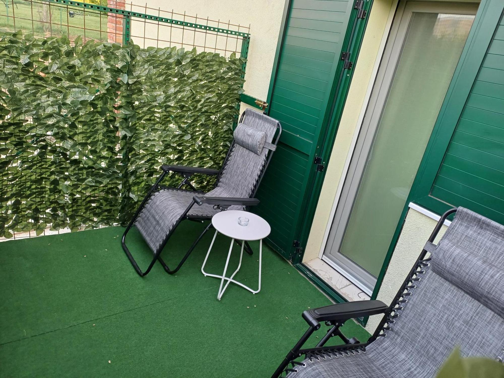 Guest House Slatki Snovi Knin Esterno foto