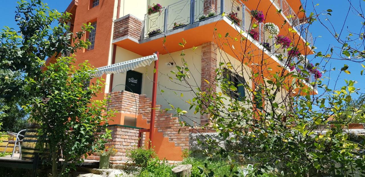 Guest House Slatki Snovi Knin Esterno foto